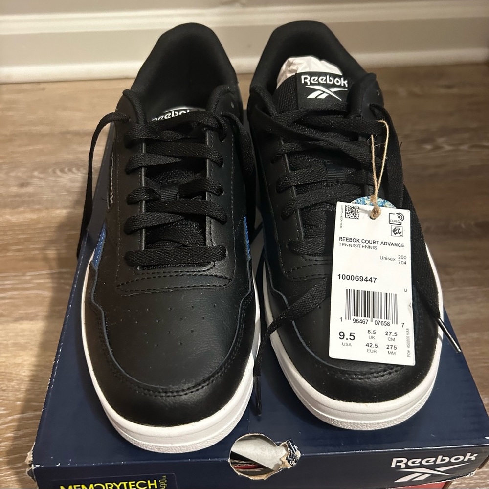 Reebok Unisex Court Advantage Sneaker Men’s 9.5 Women’s 11 New